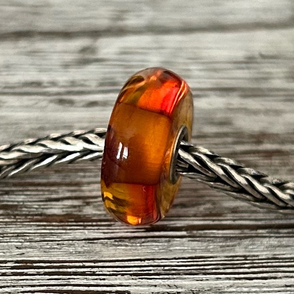 TROLLBEADS Maple Amber Bead w Natural Inclusions LAA 925S NEW! - Picture 8 of 8
